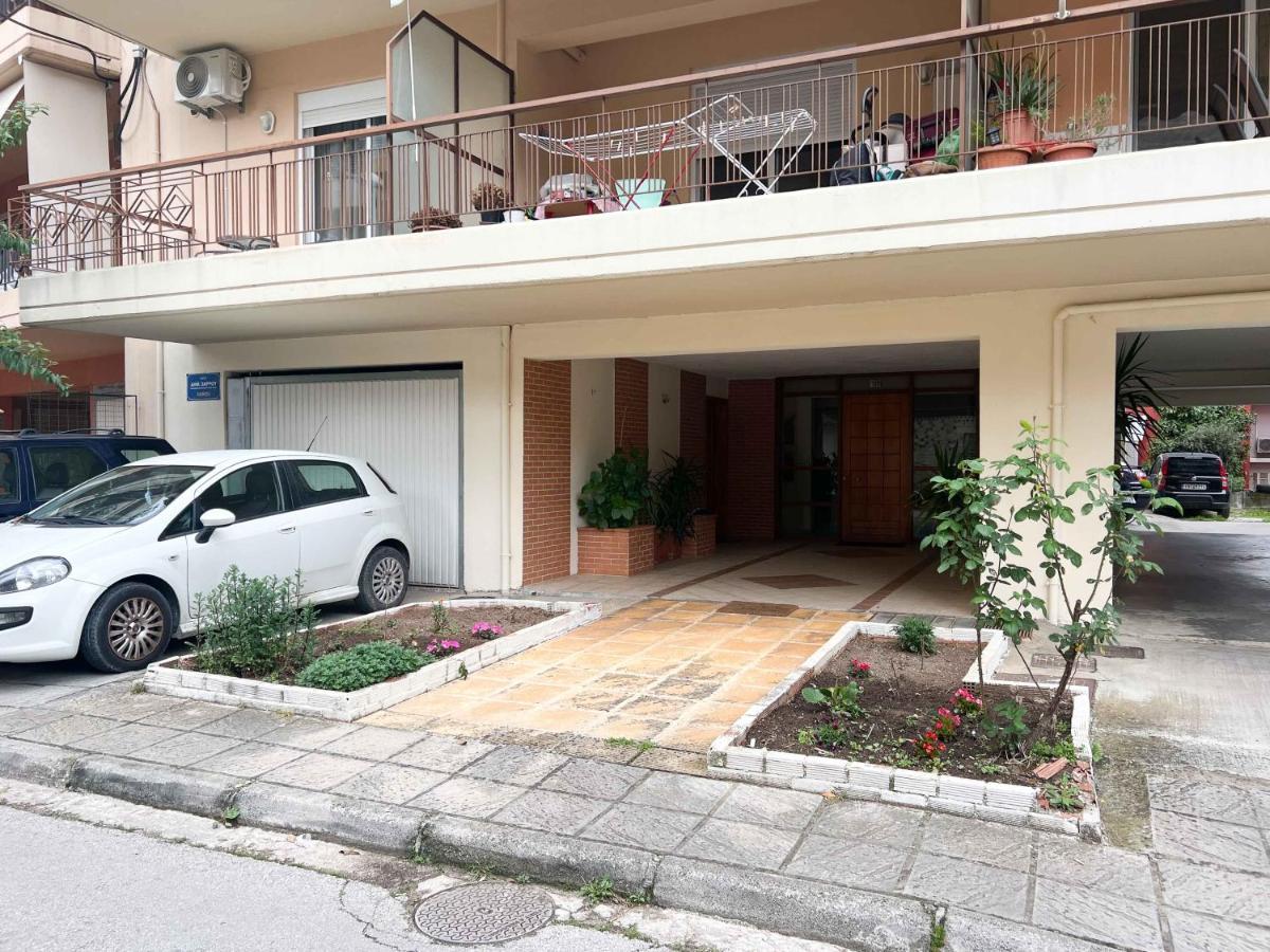Clio City Apartment Ioánina Exterior foto